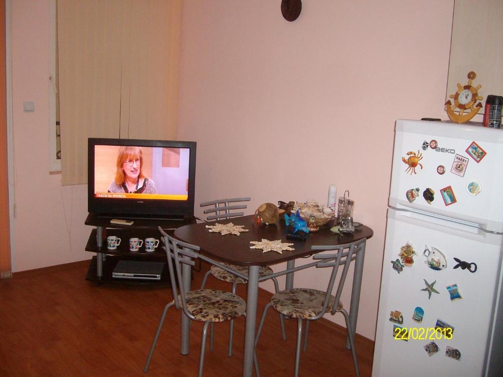 Nelly Guest House Ravda Rum bild